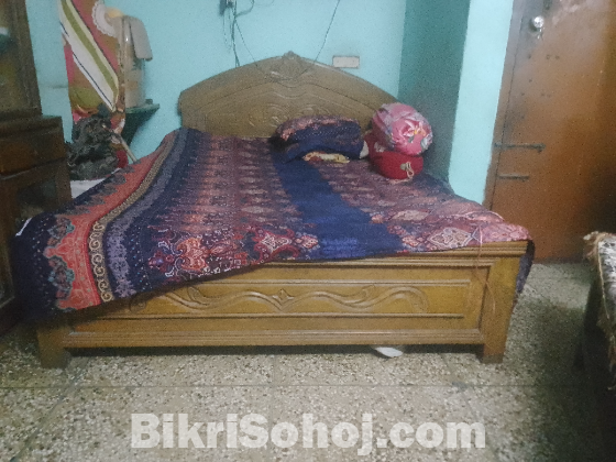 Double size bed